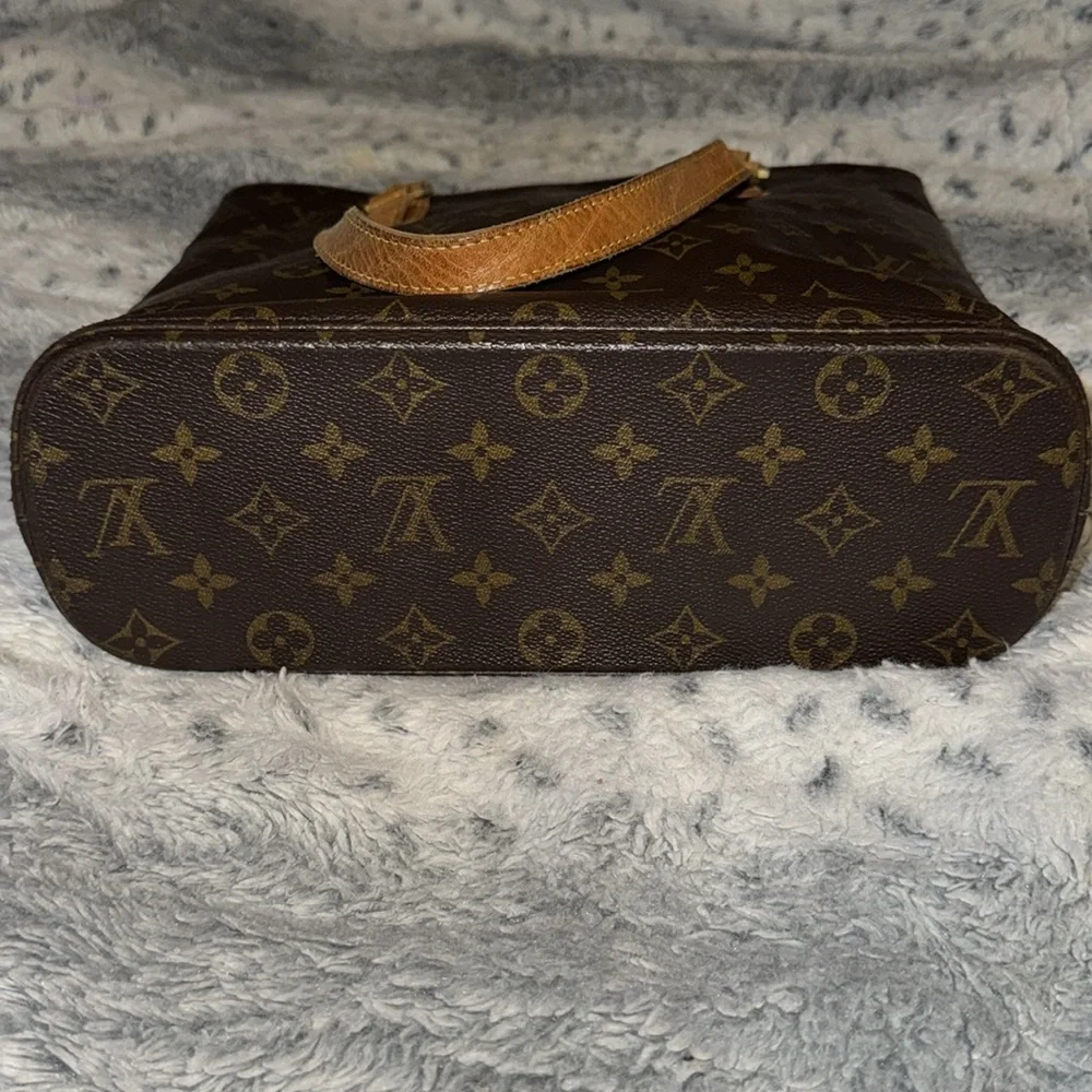 Louis Vuitton Monogram Vavin Tote GM! Preloved 7.8/10 - Picture 6 of 17